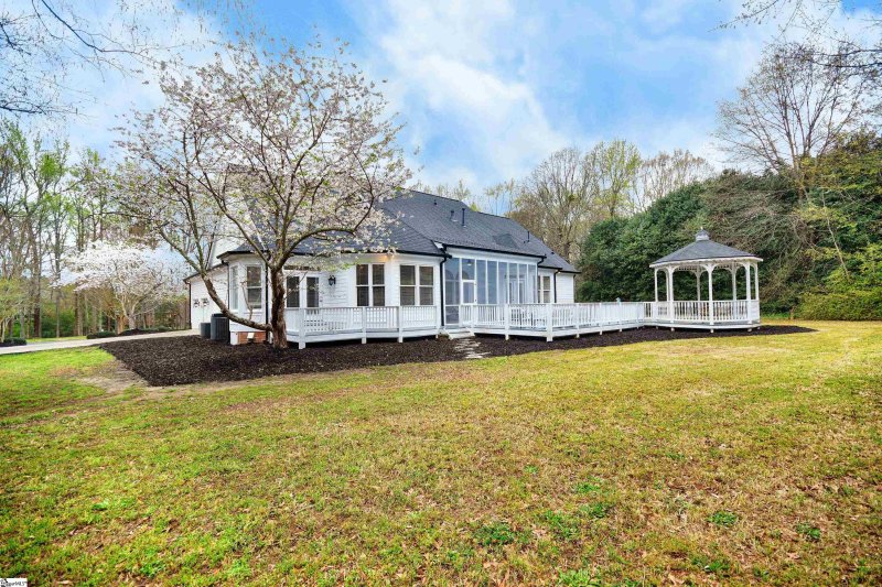 Property image 3 at 115 Spaulding Farm Road, Greenville, SC 29615