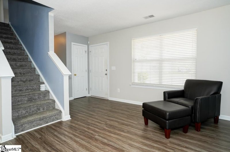 Property image 4 at 110 Granary Drive, Simpsonville, SC 29681