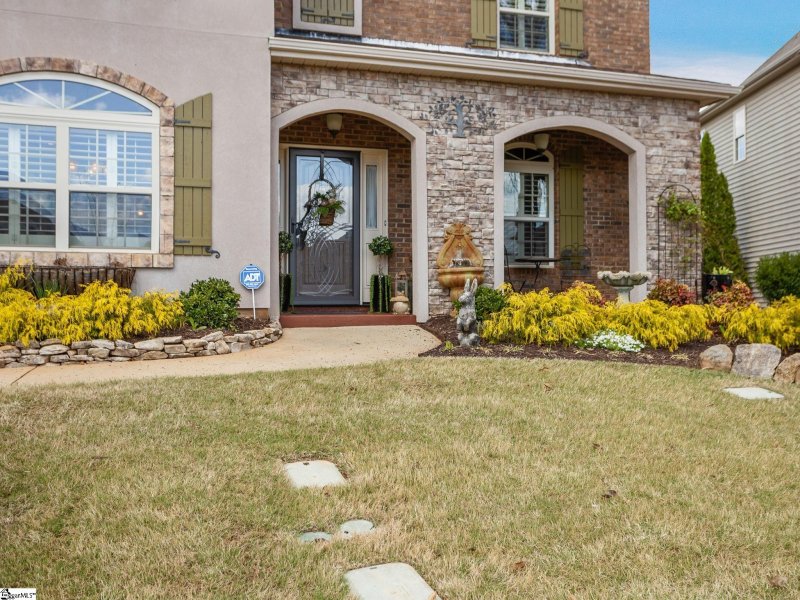 Property image 2 at 105 Bur Oak Drive, Taylors, SC 29687