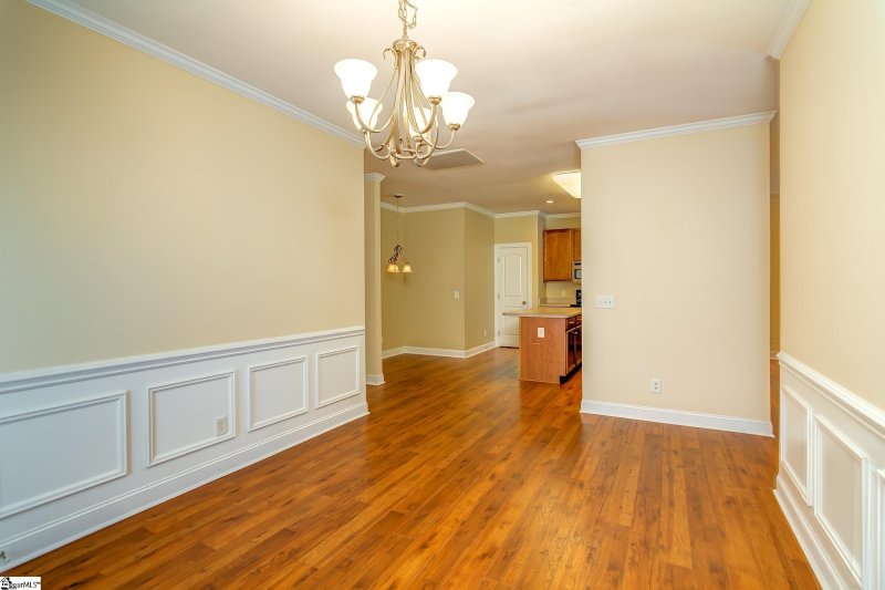 Property image 3 at 245 Louisville Drive, Greenville, SC 29607