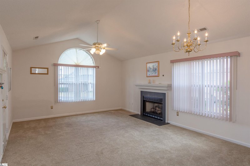 Property image 2 at 1 Enoree View Drive, Greer, SC 29650