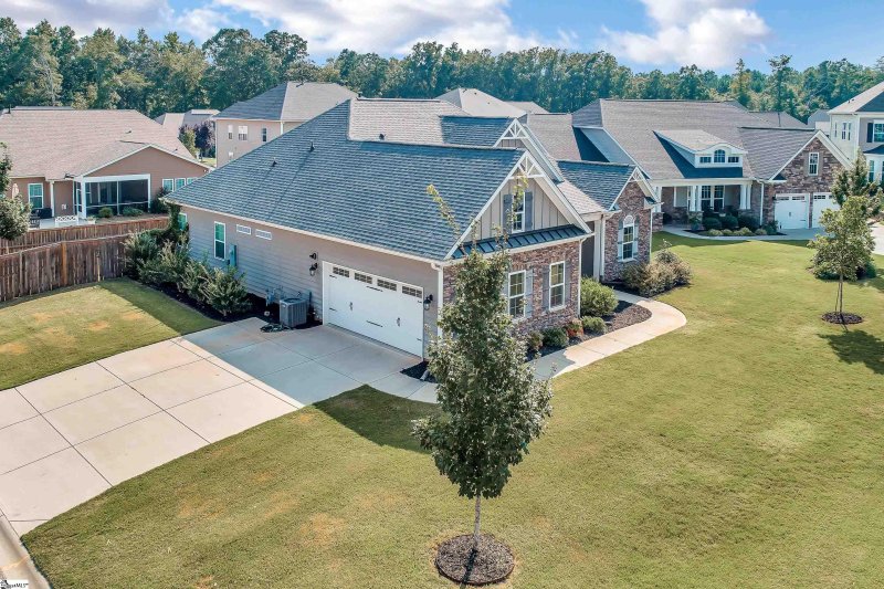 Property image 2 at 701 Angus Court, Fountain Inn, SC 29644