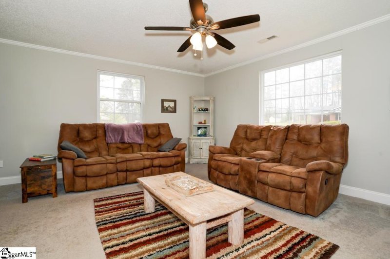 Property image 3 at 112 Redwood Drive, Easley, SC 29642