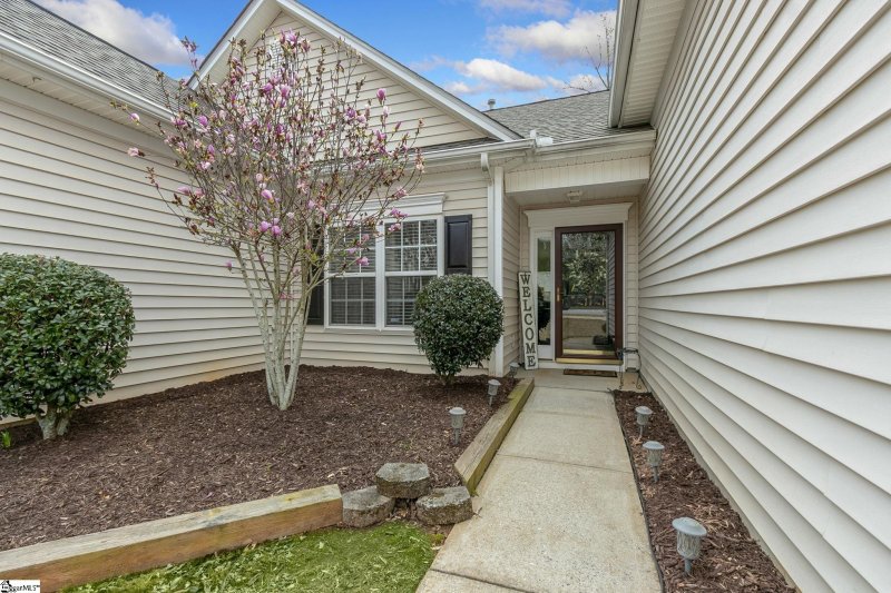 Property image 4 at 11 War Admiral Way, Greenville, SC 29617