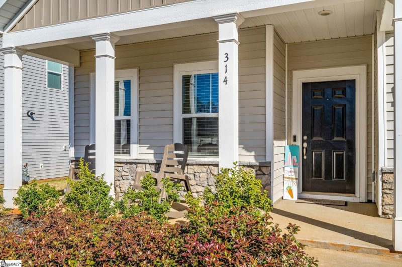 Property image 3 at 314 Fox Hollow Lane, Pelzer, SC 29669