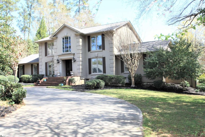 Property image 3 at 103 Ashford Avenue, Spartanburg, SC 29307