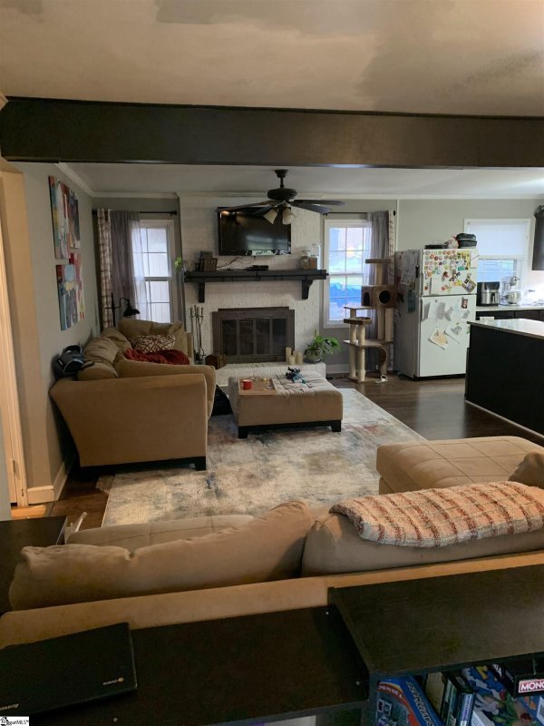 Property image 3 at 11 Woodleigh Drive, Taylors, SC 29687-3658