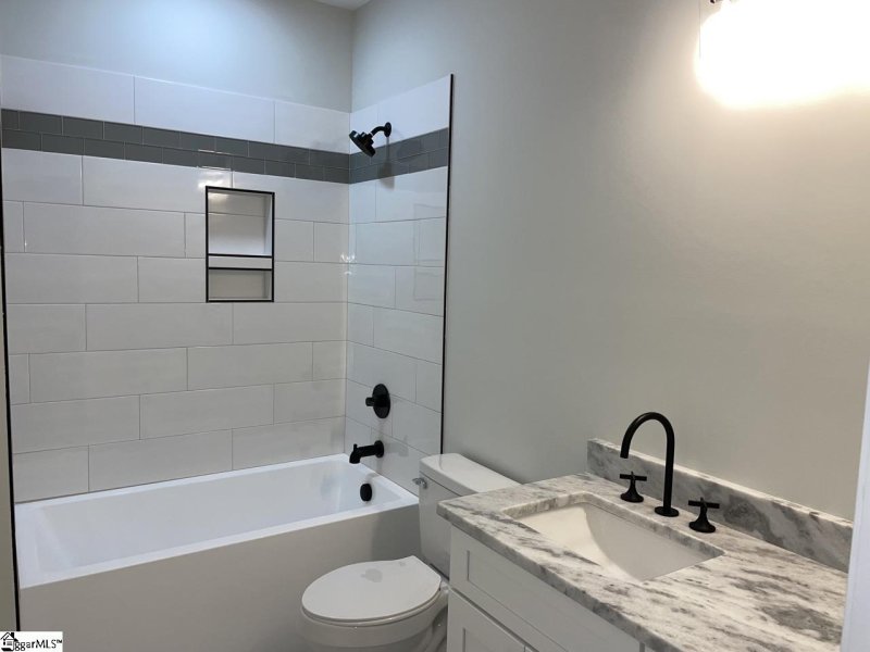 Property image 5 at 205 Daisy Drive, Greenville, SC 29605