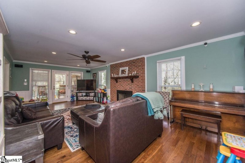 Property image 4 at 107 Afton Drive, Spartanburg, SC 29301