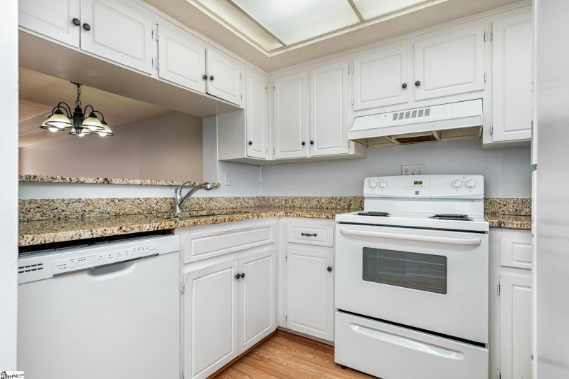 Property image 2 at 2530 E North Street, Greenville, SC 29615