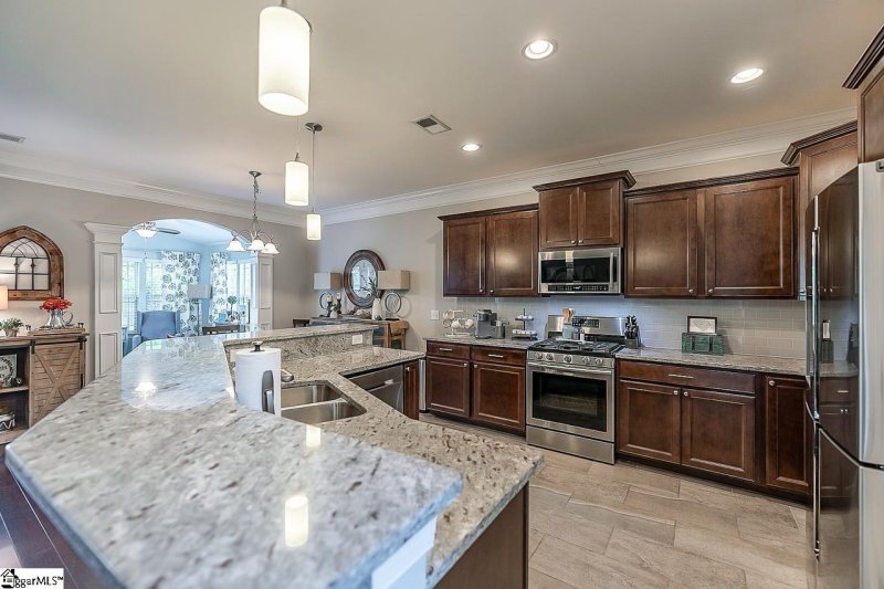 Property image 4 at 10 Windsor Creek Court, Simpsonville, SC 29681