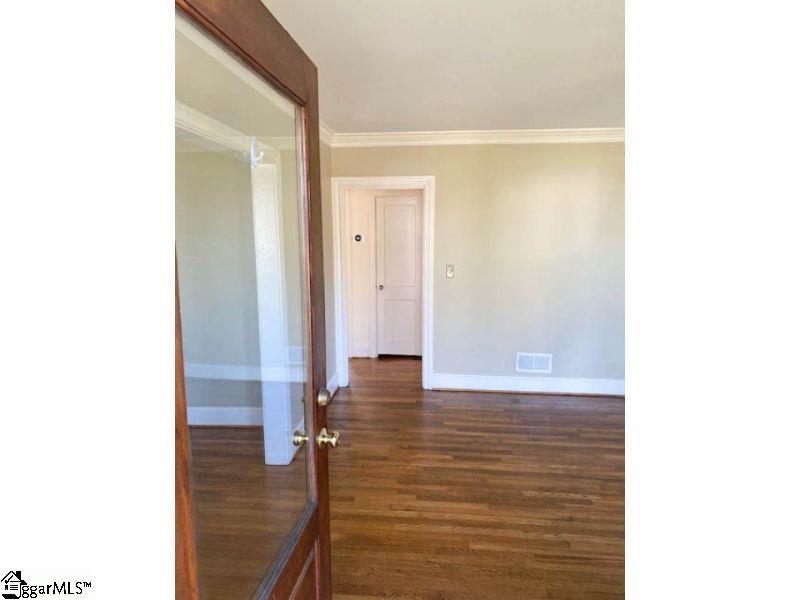 Property image 2 at 811 Summit Drive, Greenville, SC 29609