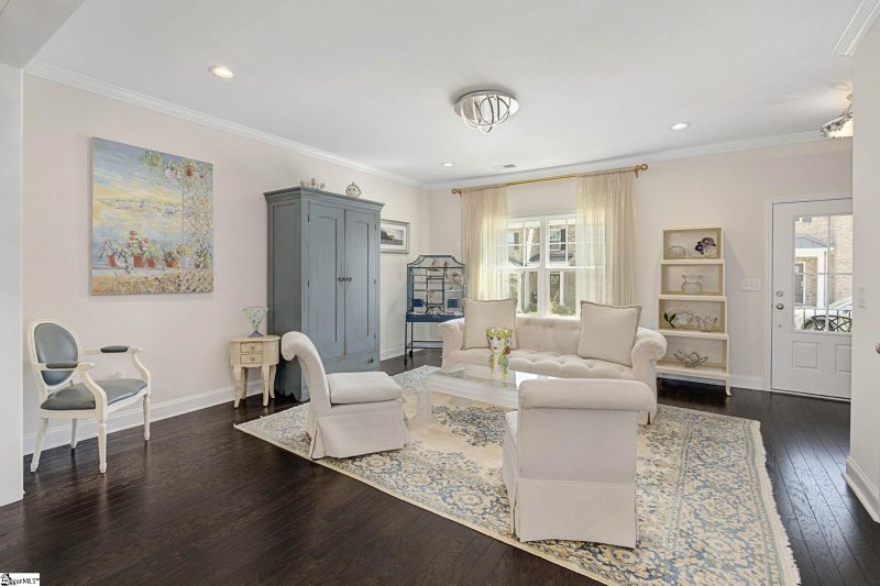 Property image 5 at 9 Peckham Street, Greenville, SC 29607