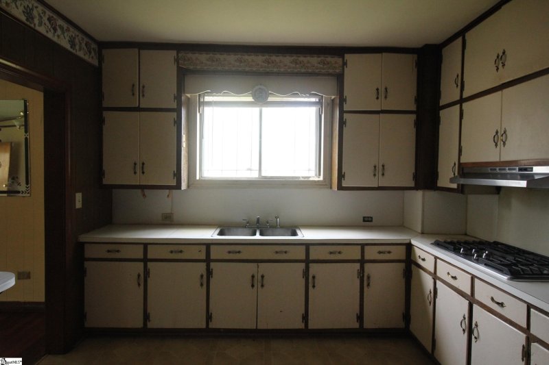 Property image 5 at 19 Birnie Extension, Greenville, SC 26911