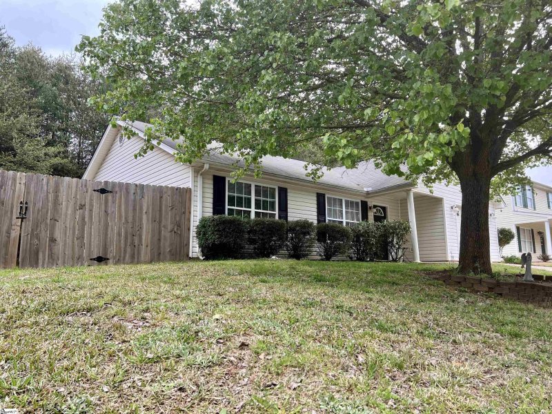 Property image 2 at 437 Pleasant Green Drive, Inman, SC 29349