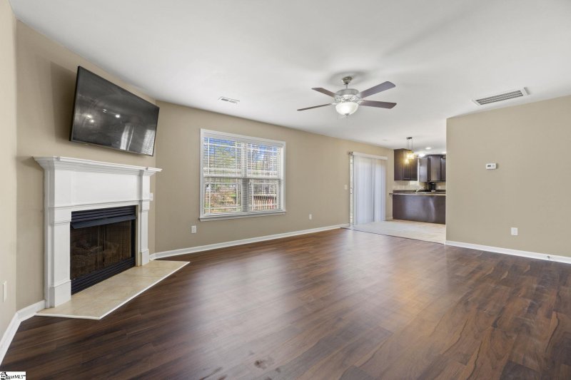 Property image 4 at 300 Blue Heron Circle, Simpsonville, SC 29680