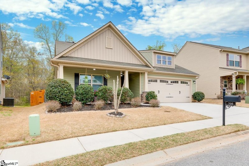 Property image 2 at 316 Riverdale Road, Simpsonville, SC 29680