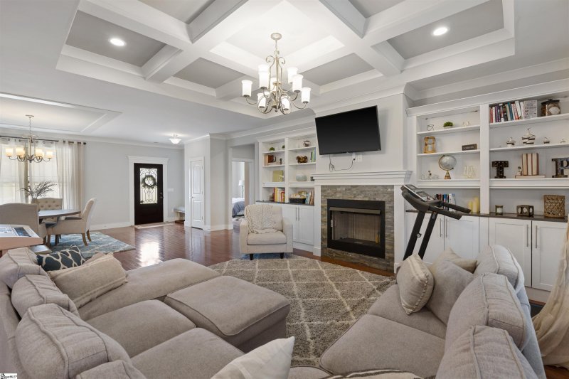 Property image 4 at 430 Risen Star Drive, Boiling Springs, SC 29316