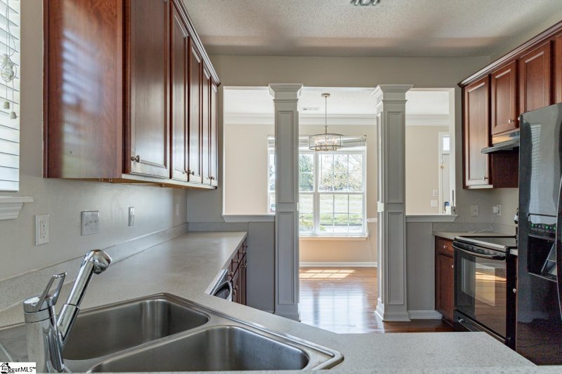 Property image 2 at 29 Stratus Court, Greer, SC 29650