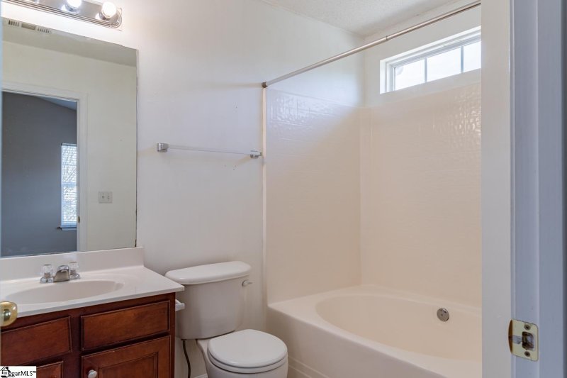 Property image 4 at 29 Stratus Court, Greer, SC 29650