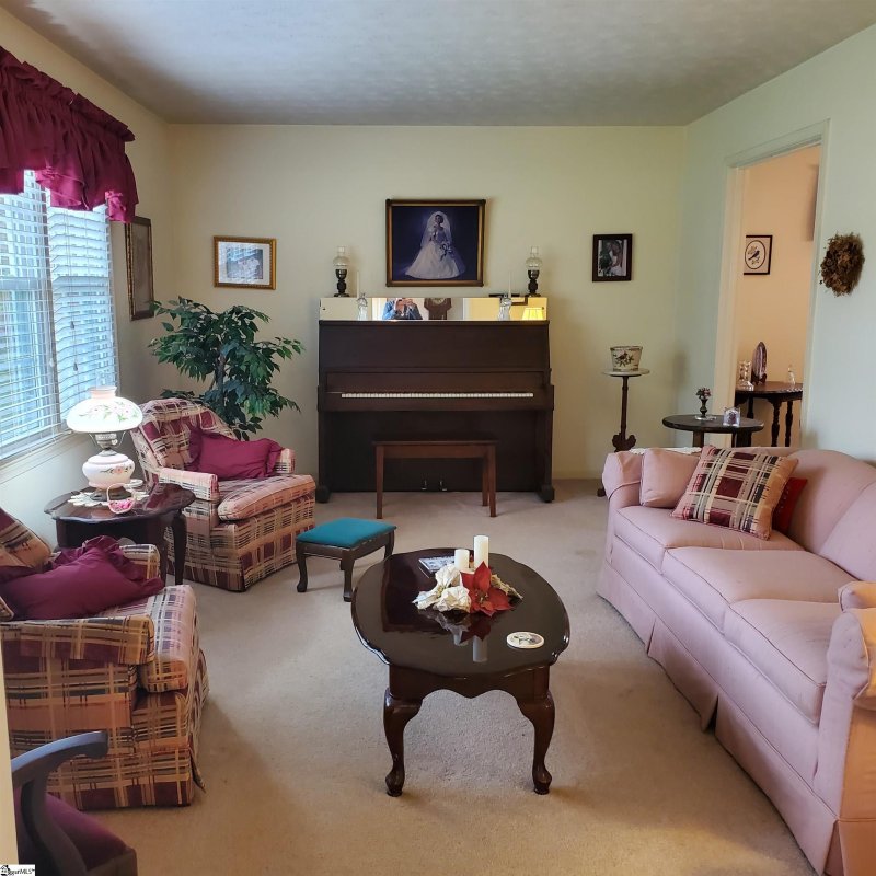 Property image 2 at 111 Cold Springs Road, Greenville, SC 29607