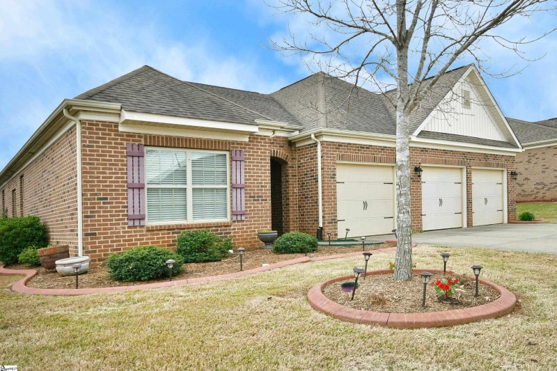 106 Moonlit Drive