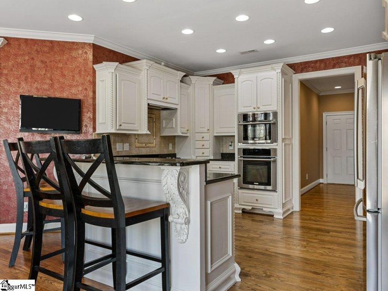 Property image 5 at 645 Mosswood Lane, Spartanburg, SC 29301