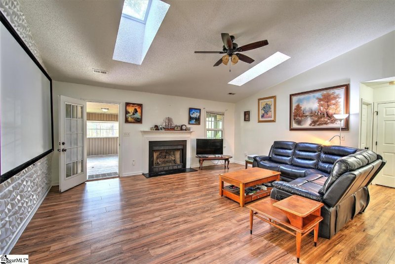 Property image 5 at 26 Boxelder Lane, Simpsonville, SC 29680