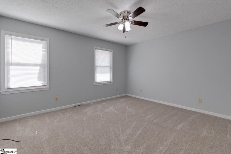 Property image 4 at 305 Andulusian Trail, Simpsonville, SC 29681