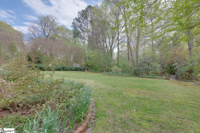 Property image 4 at 2 Forestdale Drive, Taylors, SC 29687