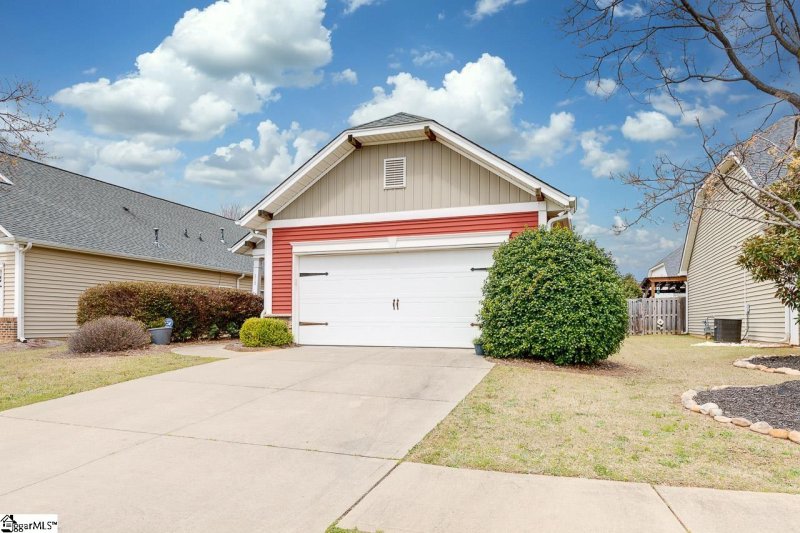 Property image 3 at 313 Malbec Drive, Moore, SC 29369