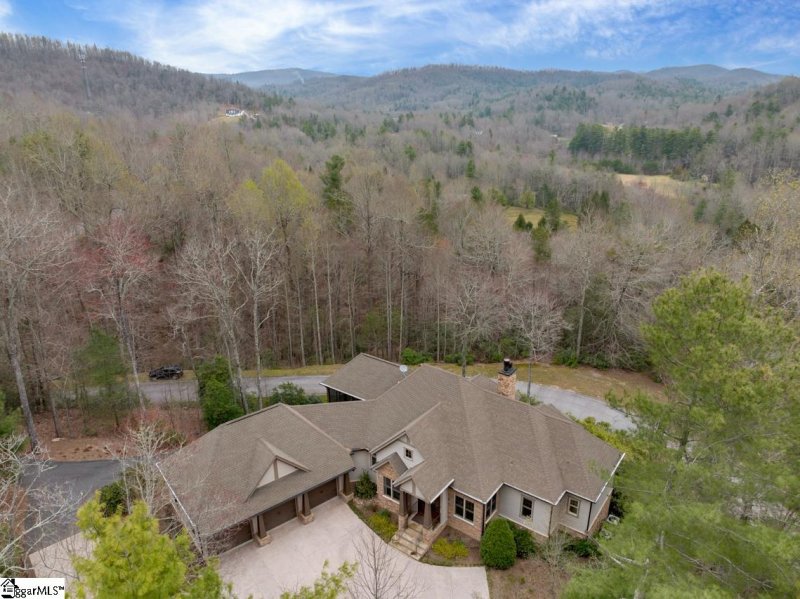 Property image 3 at 101 Spruce Lane, Zirconia, NC 28790
