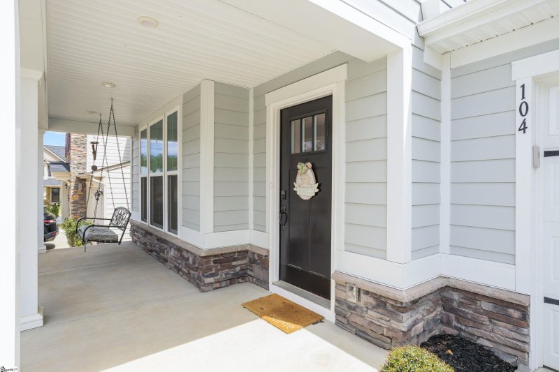 Property image 3 at 104 Waters Run Lane, Simpsonville, SC 29681