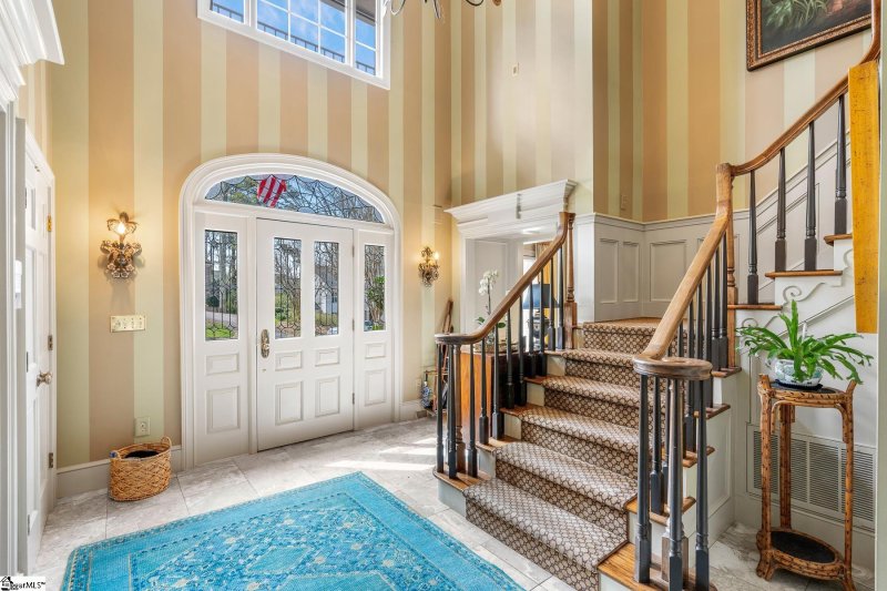 Property image 3 at 36 Collins Ridge Drive, Greenville, SC 29607