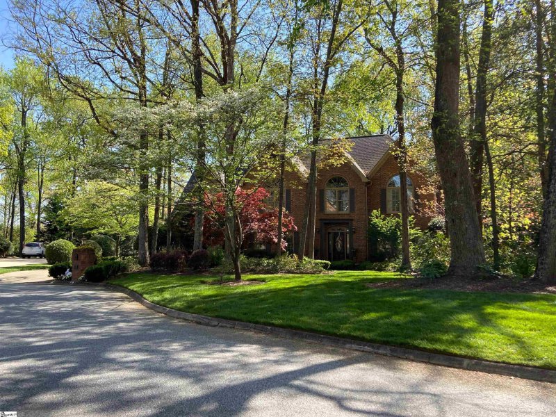 Property image 2 at 518 Roper Mountain Court, Greenville, SC 29615