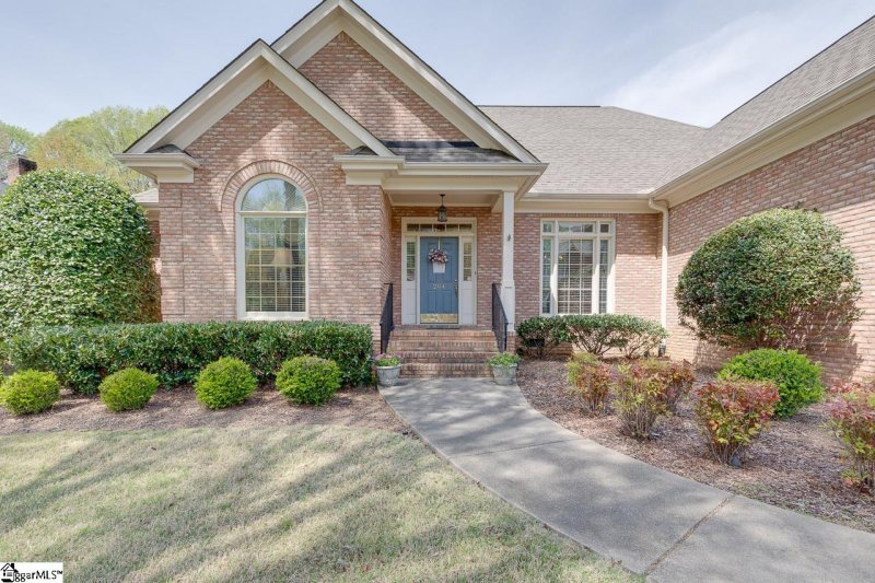 Property image 3 at 204 Huddersfield Drive, Simpsonville, SC 29681