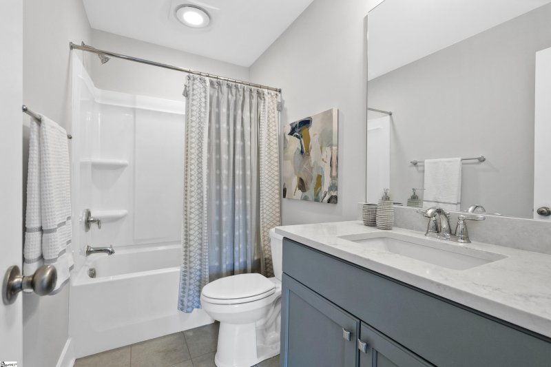 Property image 5 at 315 Pete Hollis Boulevard, Greenville, SC 29601