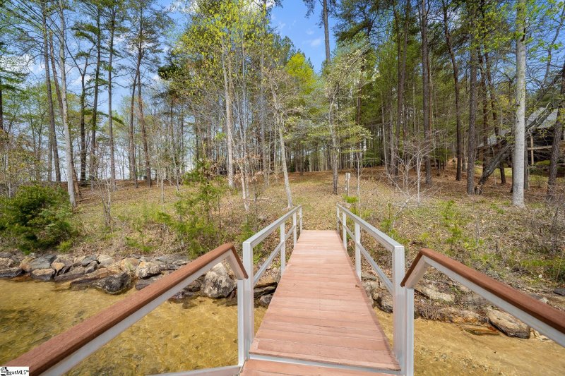 Property image 4 at 181 Lake Breeze Trail, Six Mile, SC 29682