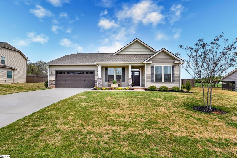 406 Bridlecrest Lane