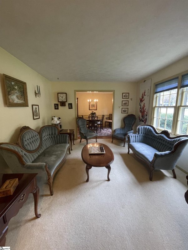 Property image 5 at 10 Holly Circle, Greenville, SC 29607