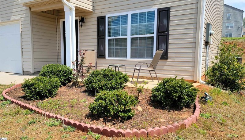 Property image 2 at 714 Streamside Drive, Piedmont, SC 29673