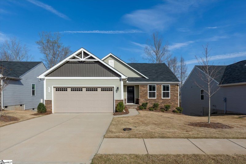 409 Edgehill Court