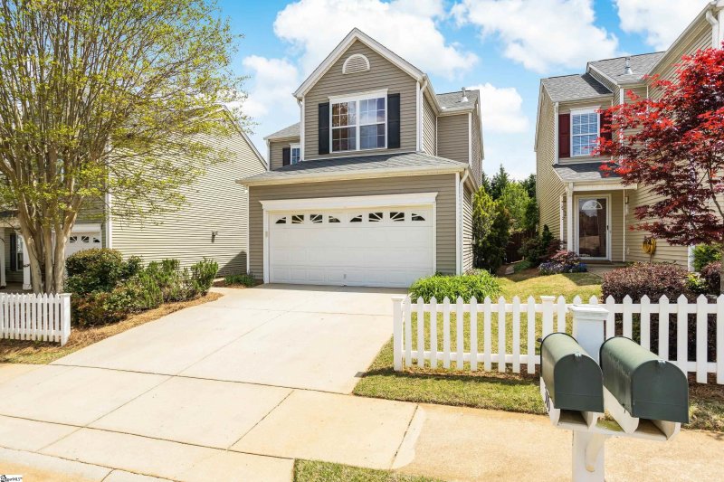 Property image 4 at 305 Pemaquid Court, Simpsonville, SC 29681