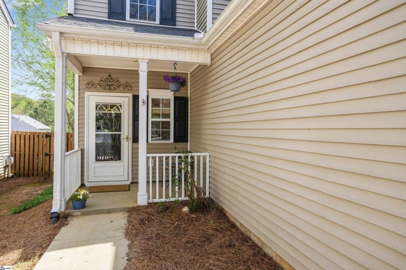 Property image 5 at 305 Pemaquid Court, Simpsonville, SC 29681