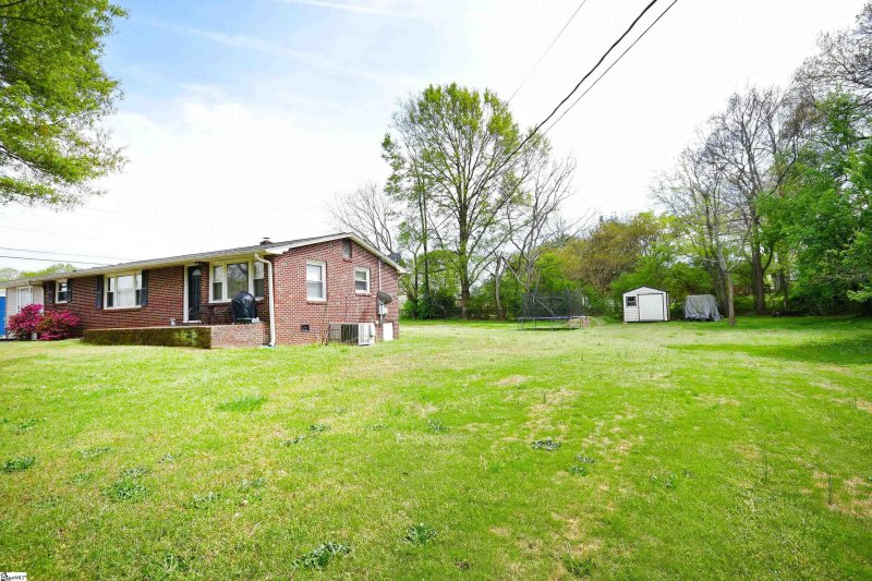 Property image 3 at 104 Banner Street, Mauldin, SC 29662