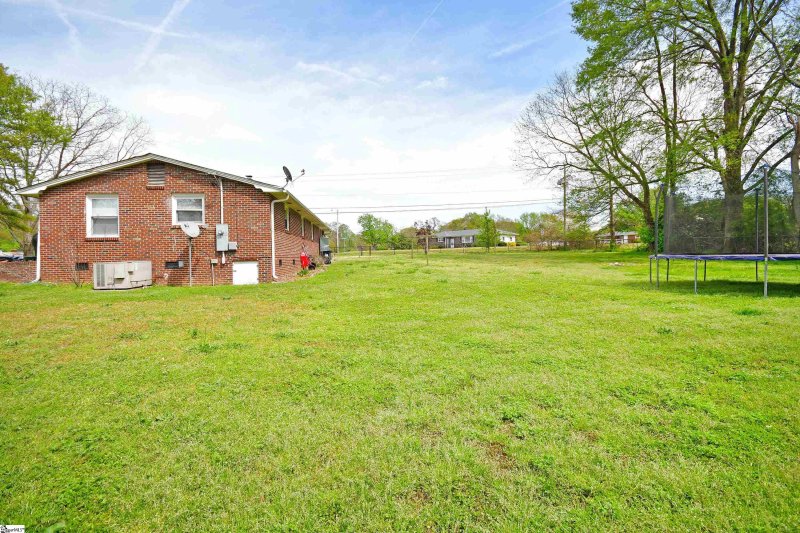 Property image 4 at 104 Banner Street, Mauldin, SC 29662