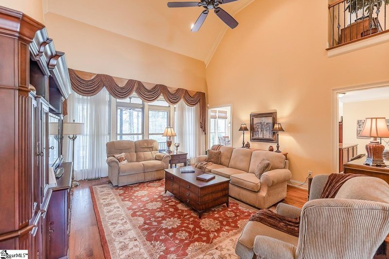 Property image 4 at 101 Griffith Knoll Way, Greer, SC 29651