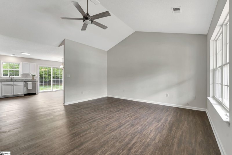 Property image 2 at 18 Laws Lane, Piedmont, SC 29673