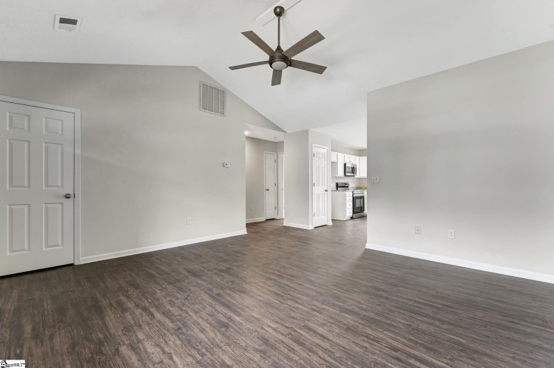 Property image 3 at 18 Laws Lane, Piedmont, SC 29673