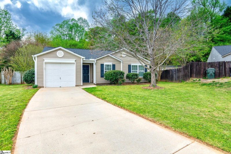 Property image 5 at 5 Rustling Creek Court, Simpsonville, SC 29681